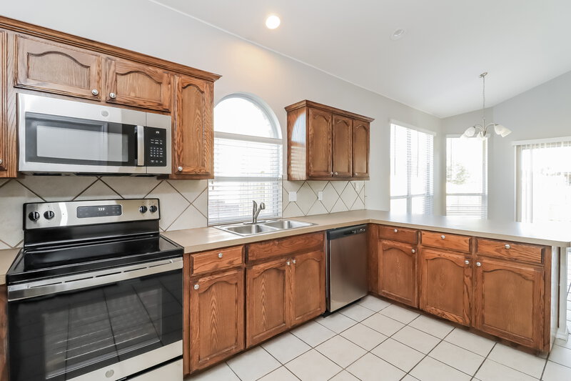 2,295/Mo, 1108 Melrose Dr Burleson, TX 76028 Kitchen View