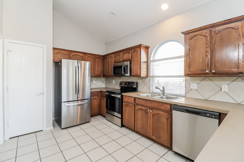 2,295/Mo, 1108 Melrose Dr Burleson, TX 76028 Kitchen View 2