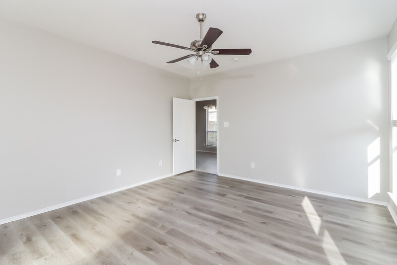 2,295/Mo, 1108 Melrose Dr Burleson, TX 76028 Main Bedroom View 2
