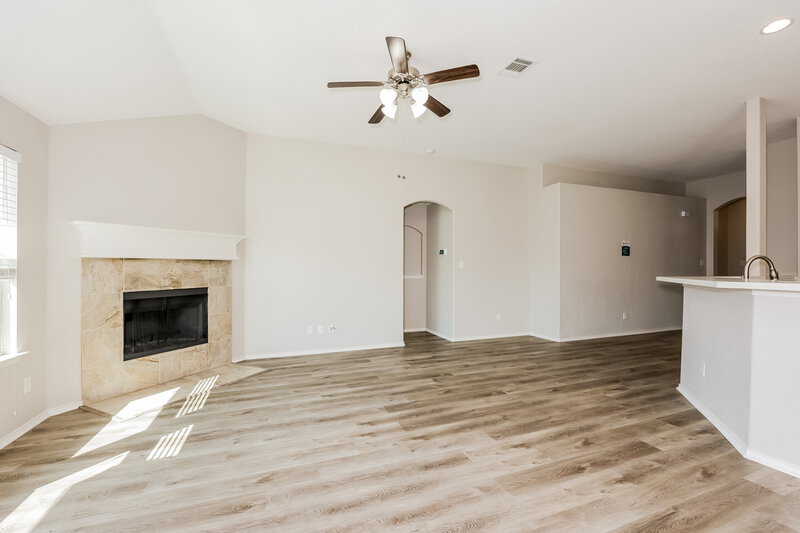 1,975/Mo, 2504 Wakecrest Dr Fort Worth, TX 76108 Living Room View 3