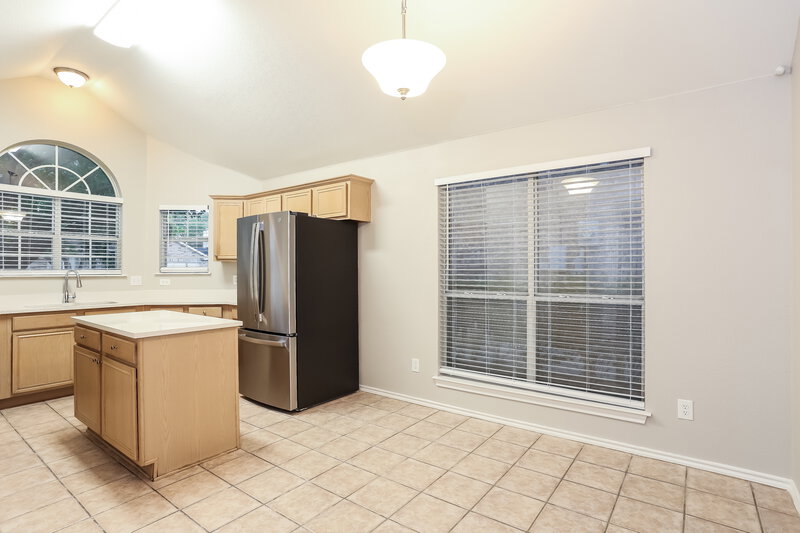 2,210/Mo, 5628 Indian Hill Dr Arlington, TX 76018 Dining Room View 2