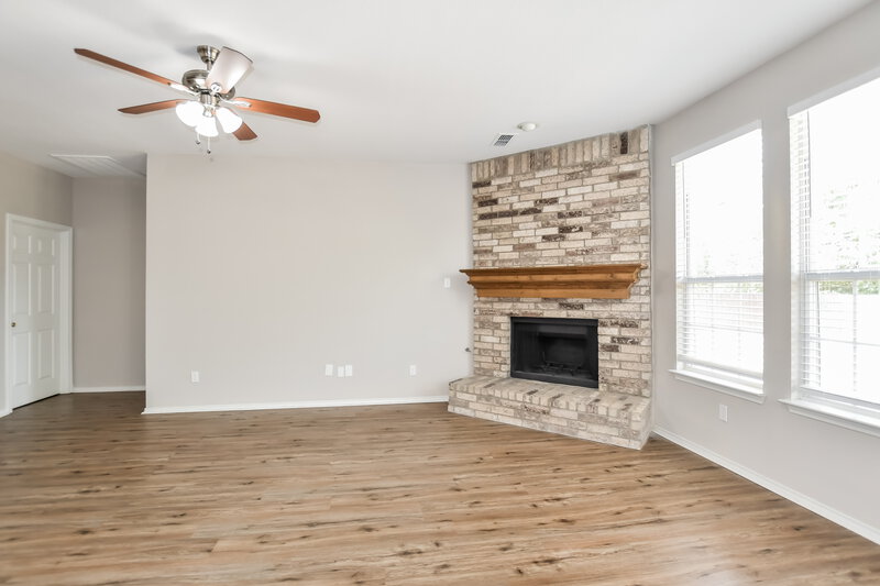 2,375/Mo, 3686 Juniper Hills Dr Rockwall, TX 75032 Living Room View 2