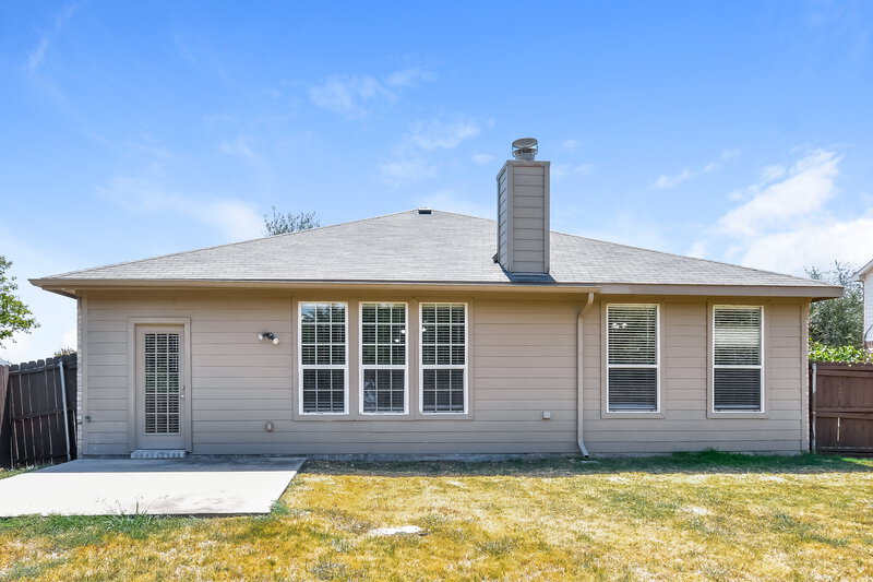 2,375/Mo, 3686 Juniper Hills Dr Rockwall, TX 75032 Rear View