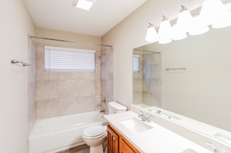 2,475/Mo, 7913 Eastwind Dr Fort Worth, TX 76137 Bathroom View