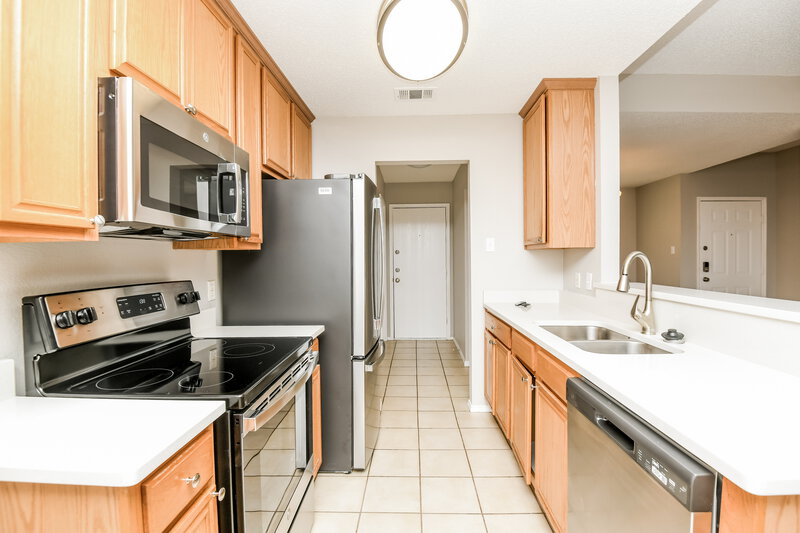 2,260/Mo, 1706 Tonya May Ln Mansfield, TX 76063 Kitchen View