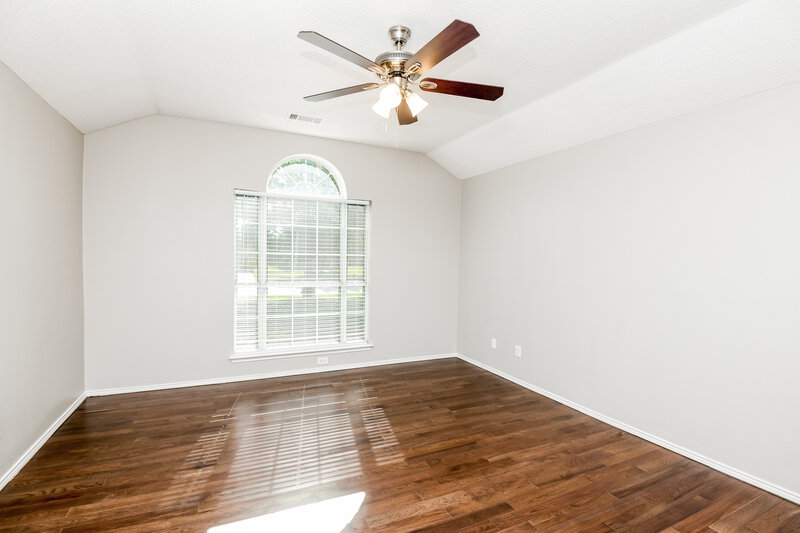 2,260/Mo, 1706 Tonya May Ln Mansfield, TX 76063 Main Bathroom View