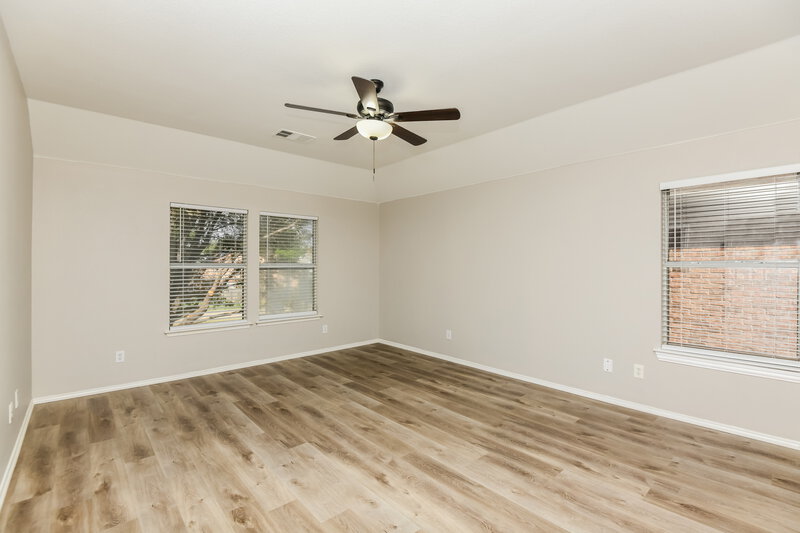 2,640/Mo, 301 Windy Hill Ln Fort Worth, TX 76108 Main Bedroom View
