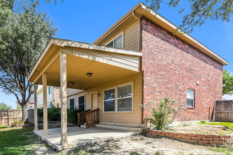 2,640/Mo, 301 Windy Hill Ln Fort Worth, TX 76108 Rear View