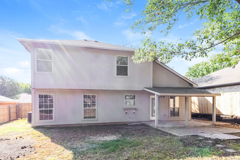 2,330/Mo, 716 Carette Dr Fort Worth, TX 76108 Rear View