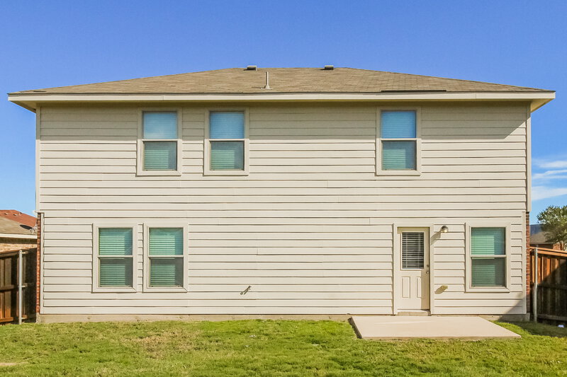2,360/Mo, 12529 Nicholas Pl Rhome, TX 76078 Rear View