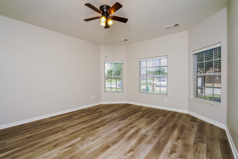 1,970/Mo, 1006 Primrose Dr Sanger, TX 76266 Main Bedroom View