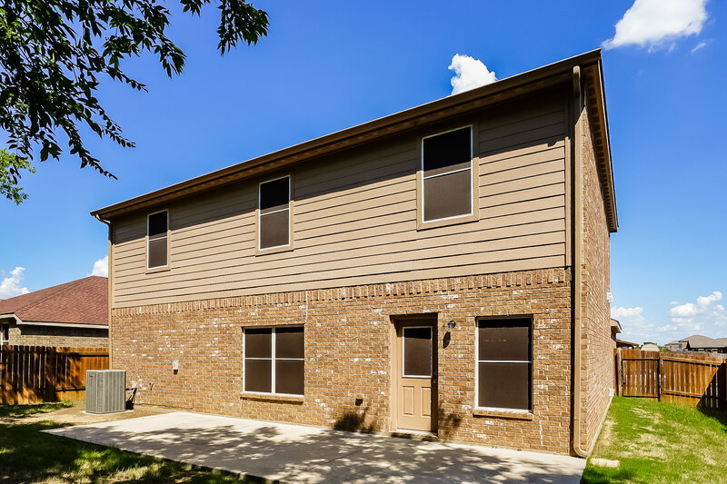 1,970/Mo, 1006 Primrose Dr Sanger, TX 76266 Rear View