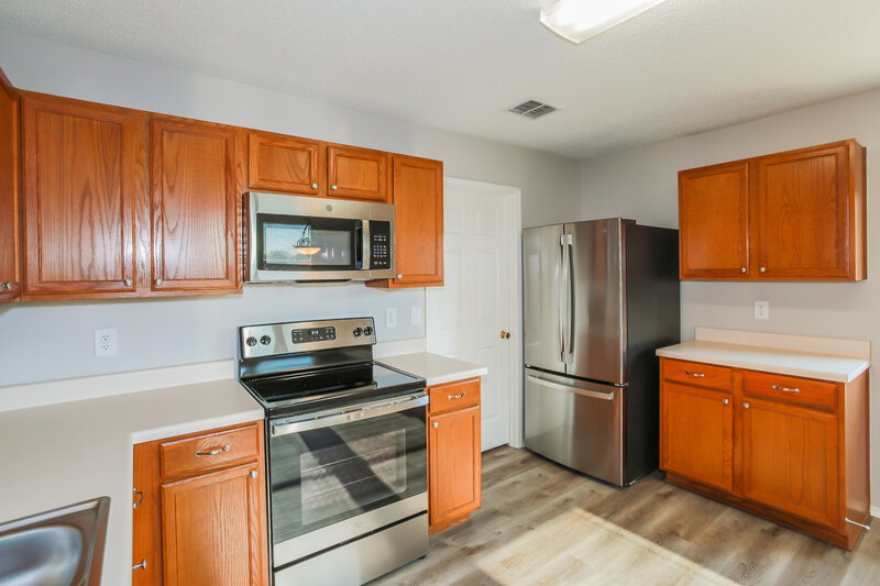 2,220/Mo, 3343 Lipizzan Dr Denton, TX 76210 Kitchen View