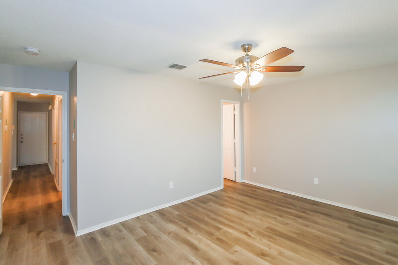 2,220/Mo, 3343 Lipizzan Dr Denton, TX 76210 Main Bedroom View 2