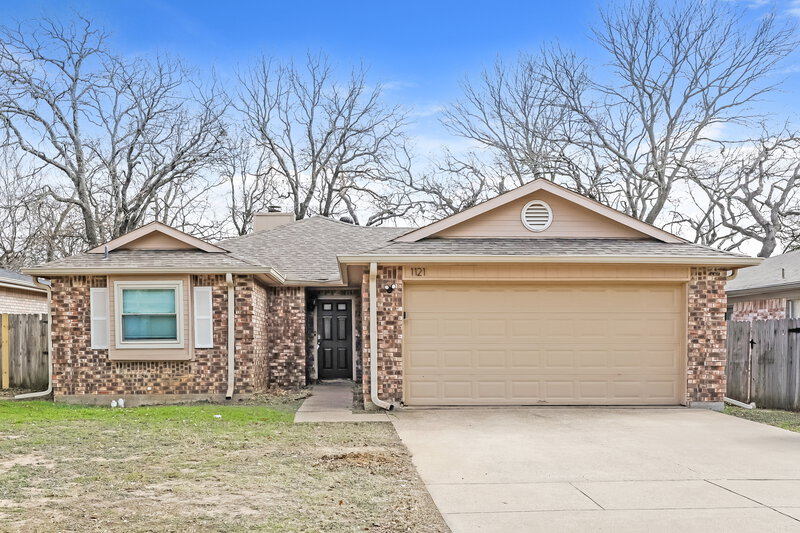 2,000/Mo, 1121 Cardinal Oaks Dr Mansfield, TX 76063 External View