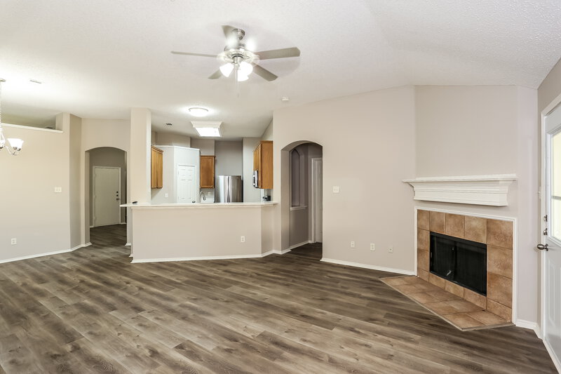 2,295/Mo, 4528 Lodestone Ln Fort Worth, TX 76123 Living Room View 2