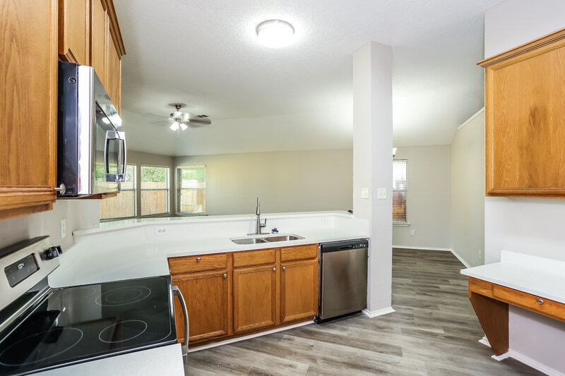 2,295/Mo, 4528 Lodestone Ln Fort Worth, TX 76123 Kitchen View
