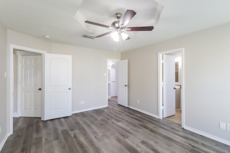 1,880/Mo, 601 E 6th St Krum, TX 76249 Main Bedroom View