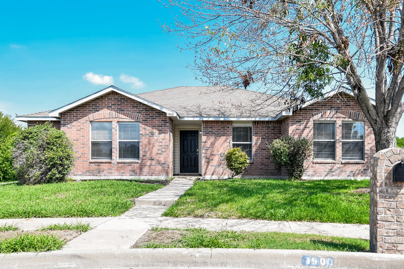 2,290/Mo, 1900 Melrose Ln Rockwall, TX 75032 External View