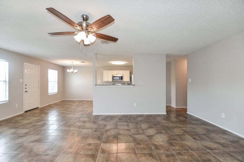2,290/Mo, 1900 Melrose Ln Rockwall, TX 75032 Living Room View 3