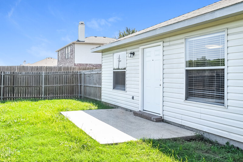 2,290/Mo, 1900 Melrose Ln Rockwall, TX 75032 Rear View 2