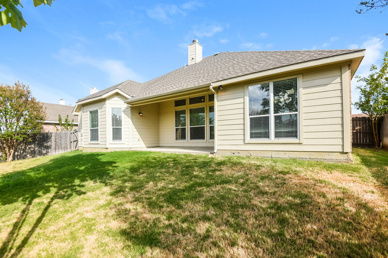 2,695/Mo, 337 Fort Edward Dr Arlington, TX 76002 Rear View