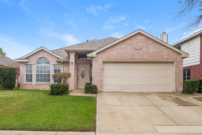 2,370/Mo, 2864 Concho Trl Fort Worth, TX 76118 External View