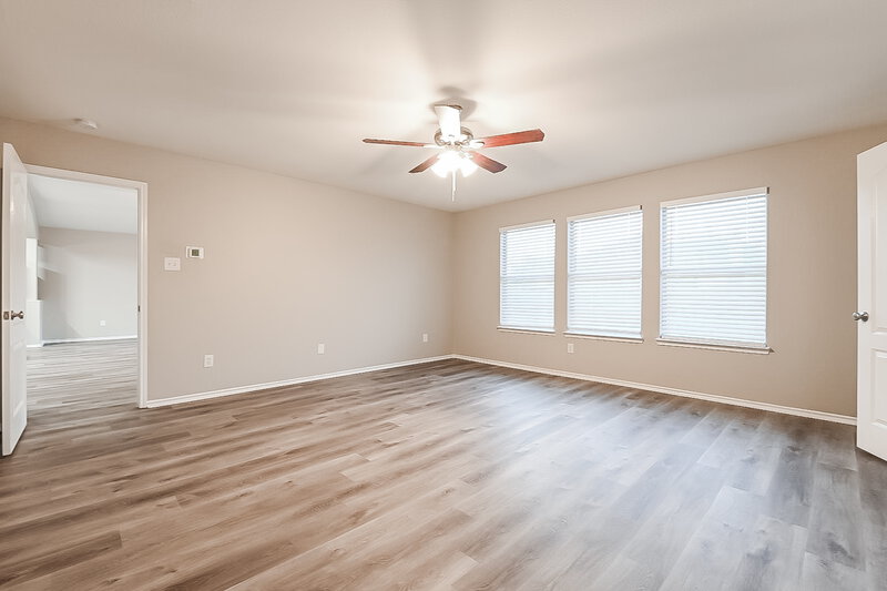2,500/Mo, 2106 Aster Trl Forney, TX 75126 Main Bedroom View 2