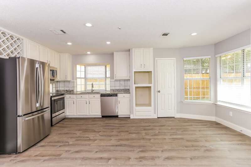 2,695/Mo, 2202 Park Hurst Dr Arlington, TX 76001 Dining Room View