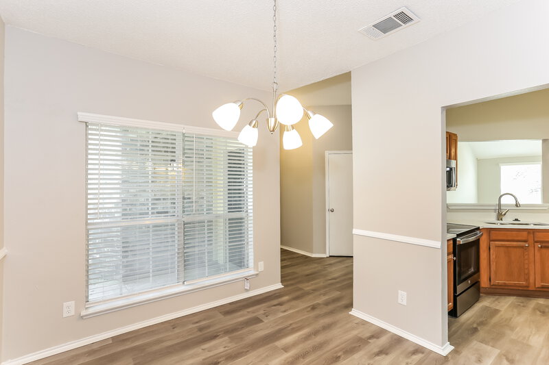 2,120/Mo, 4832 Thistledown Dr Fort Worth, TX 76137 Dining Room View