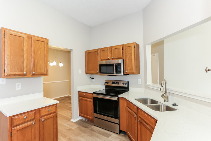 2,120/Mo, 4832 Thistledown Dr Fort Worth, TX 76137 Kitchen View 2