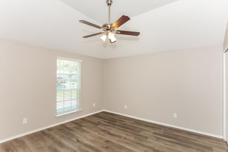 2,120/Mo, 4832 Thistledown Dr Fort Worth, TX 76137 Main Bedroom View