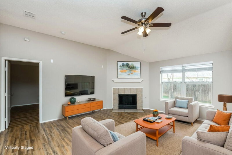 2,140/Mo, 10813 Briaroaks Dr Fort Worth, TX 76140 Misc View 2
