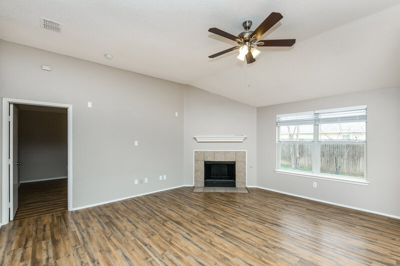 2,140/Mo, 10813 Briaroaks Dr Fort Worth, TX 76140 Misc View 3