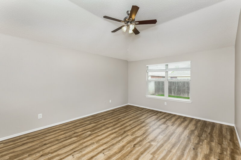 2,140/Mo, 10813 Briaroaks Dr Fort Worth, TX 76140 Misc View 9