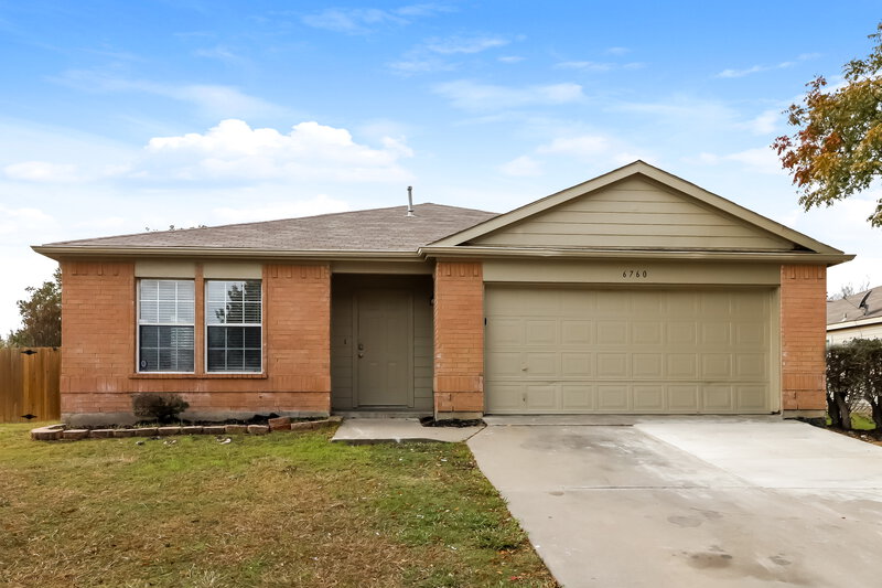2,475/Mo, 6760 Ambercrest Dr Arlington, TX 76002 External View