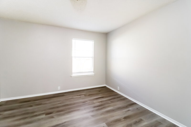 2,475/Mo, 6760 Ambercrest Dr Arlington, TX 76002 Bedroom View