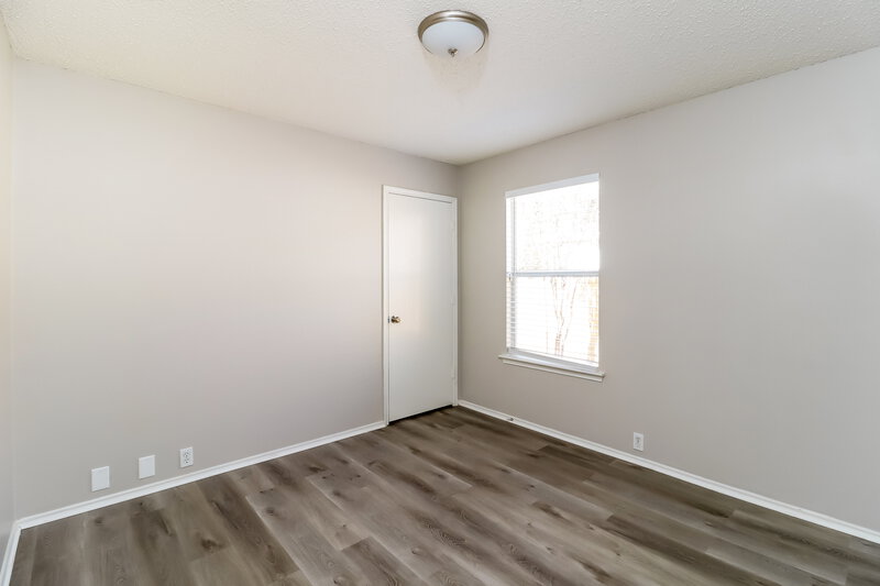 2,475/Mo, 6760 Ambercrest Dr Arlington, TX 76002 Bedroom View 2