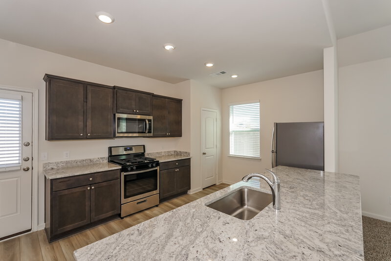 2,330/Mo, 1449 Sunkiss Dr Fort Worth, TX 76140 Kitchen View