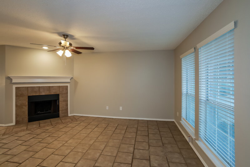 2,320/Mo, 3405 Star Ranch Ct Roanoke, TX 76262 Living Room View 2
