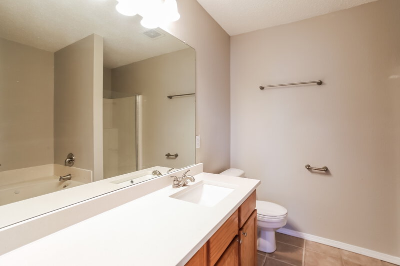 2,320/Mo, 3405 Star Ranch Ct Roanoke, TX 76262 Main Bathroom View