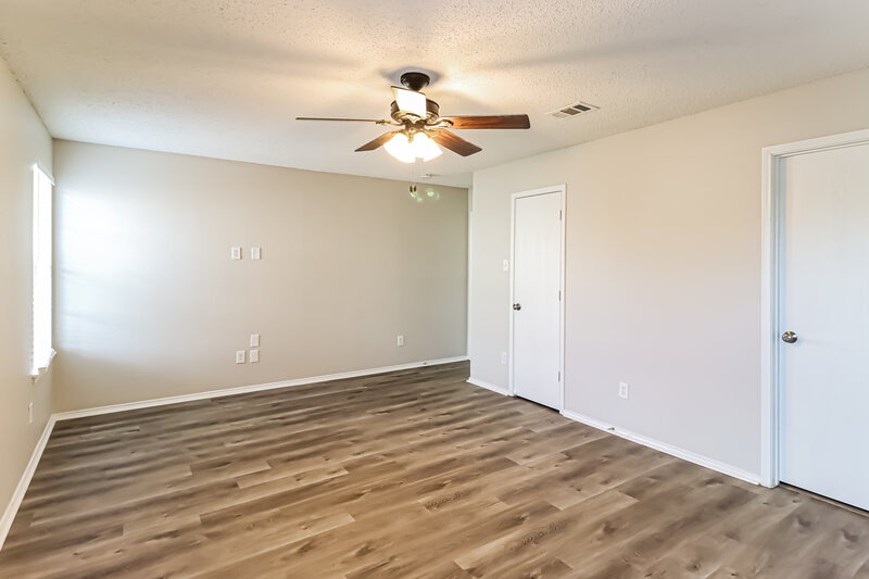 2,085/Mo, 3457 Bandera Ranch Rd Roanoke, TX 76262 Main Bedroom View 2