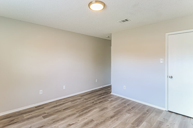 2,085/Mo, 3457 Bandera Ranch Rd Roanoke, TX 76262 Bathroom View 2