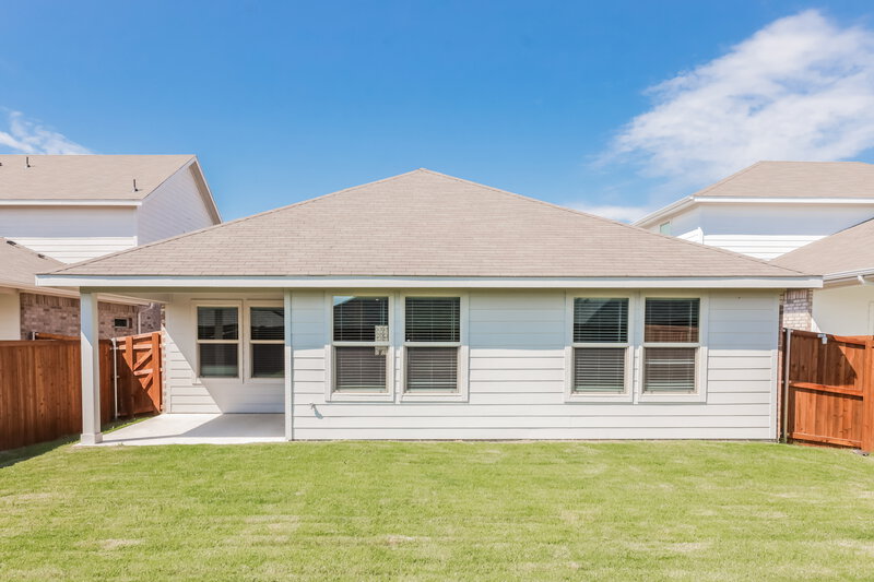2,075/Mo, 6111 Tawakoni Ln Royse City, TX 75189 Rear View