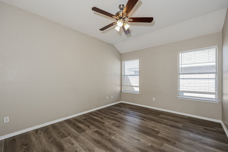 2,130/Mo, 1041 Glencrest Dr Cedar Hill, TX 75104 Main Bedroom View