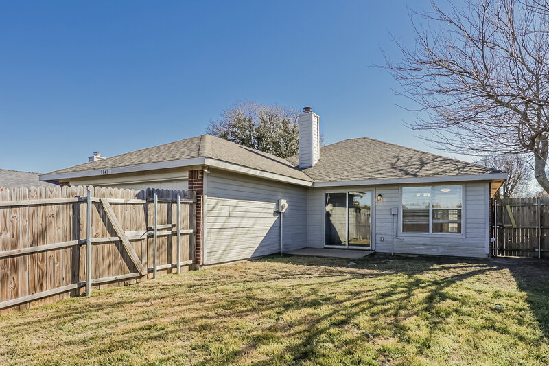 2,130/Mo, 1041 Glencrest Dr Cedar Hill, TX 75104 Rear View