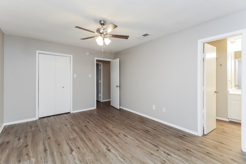 1,885/Mo, 19 Atlanta Ct Mansfield, TX 76063 Main Bedroom View 2