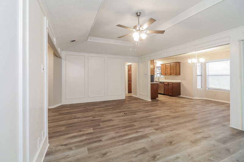 2,215/Mo, 760 Rosehill Ln Cedar Hill, TX 75104 Living Room View 2