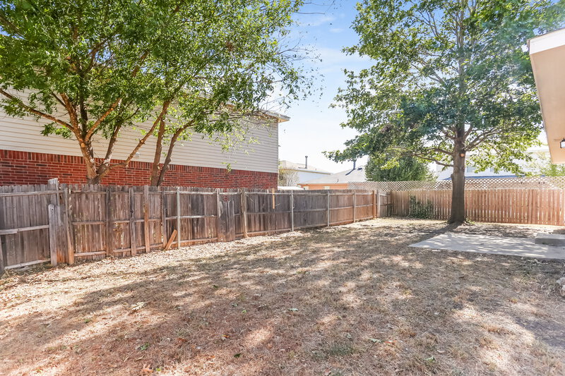 2,120/Mo, 8761 Stonebriar Ln Fort Worth, TX 76123 Rear View 2
