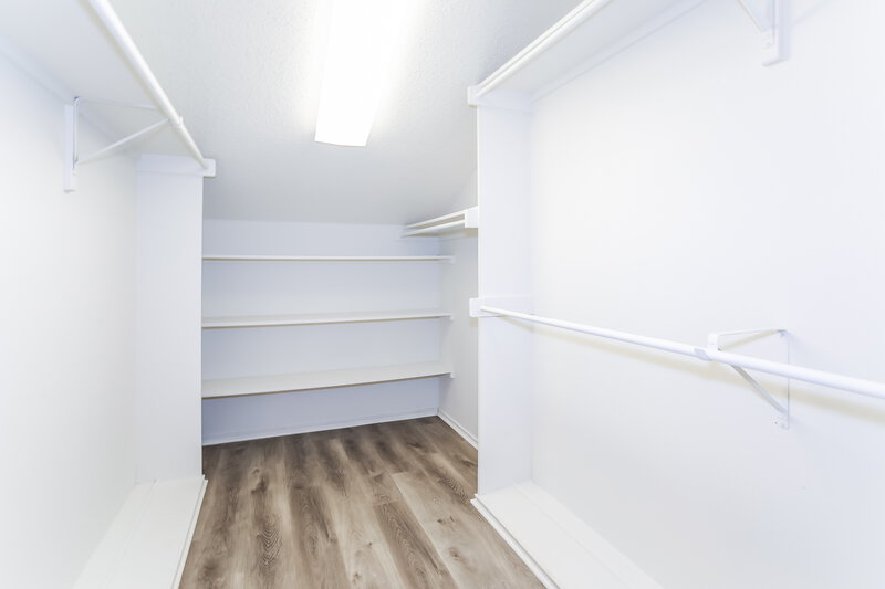 2,825/Mo, 936 Highgate Dr Lewisville, TX 75067 Walk In Closet View